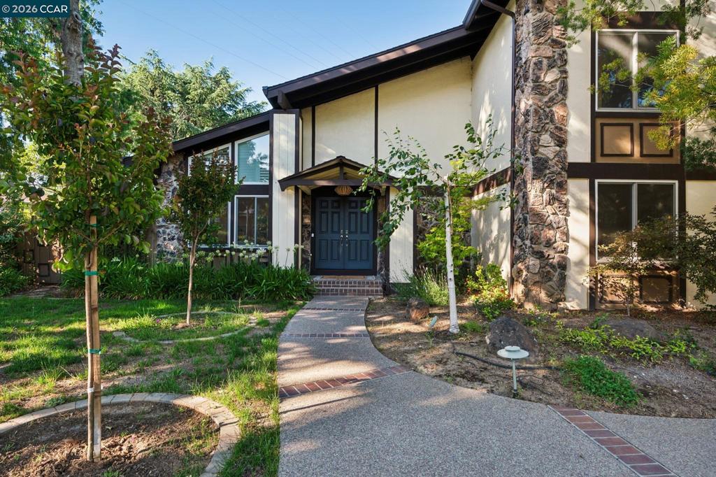 410 Dunblane Dr