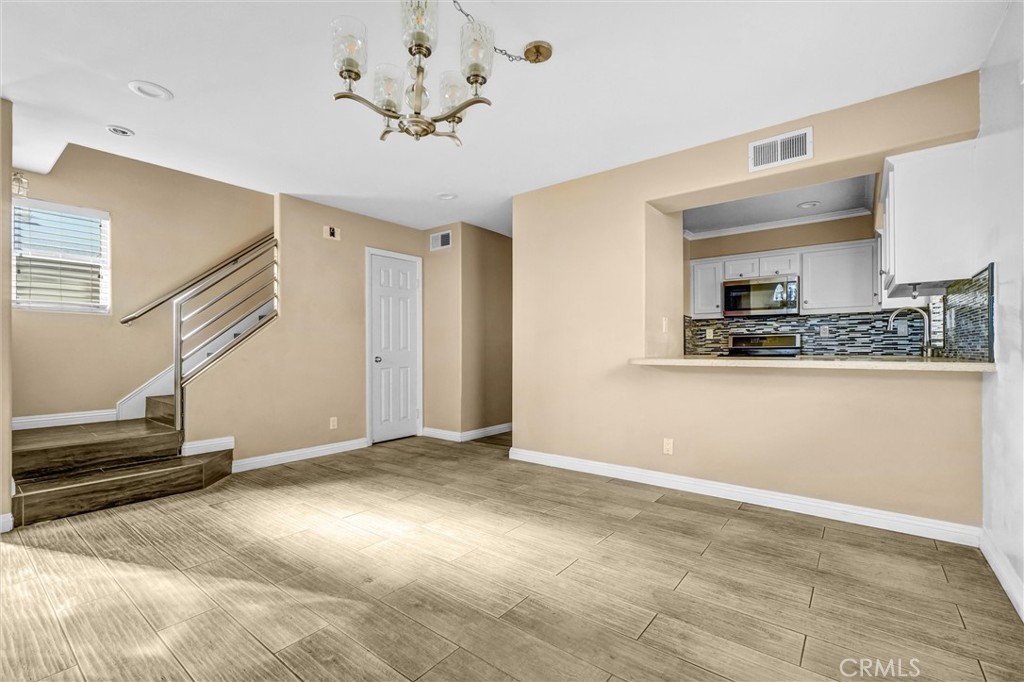 1209 Huntington Street