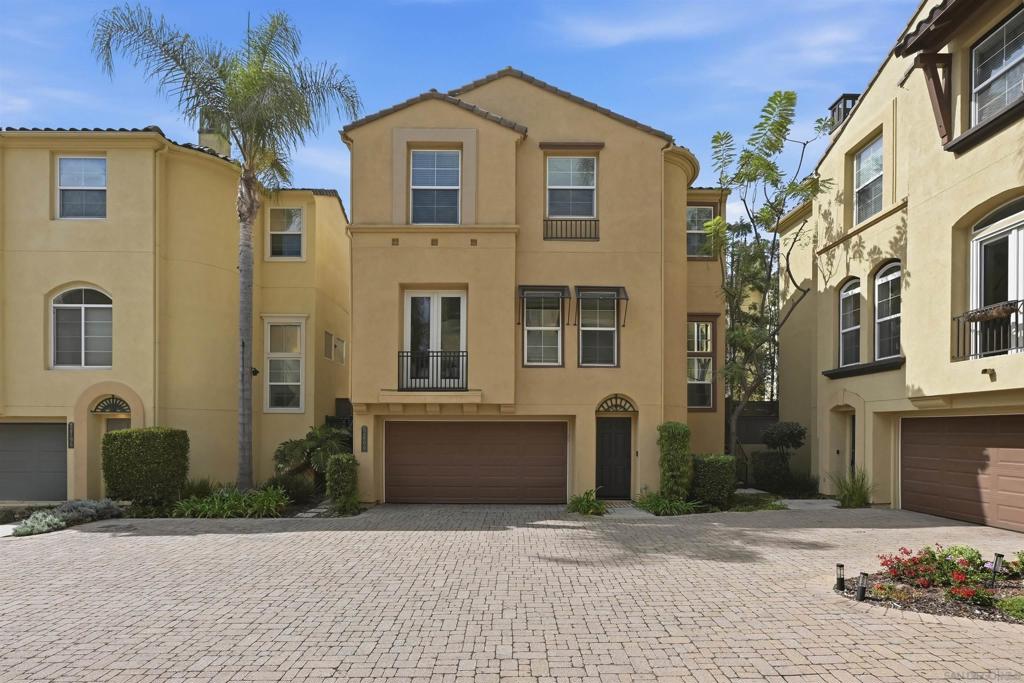 2800 Villas Way