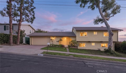 Photo of 28229 Lobrook DR, Rancho Palos Verdes, CA 90275 (MLS # SB26205000)