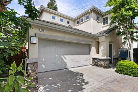 Photo of 1986 Wayne Circle, San Jose, CA 95131 (MLS # ML82041099)