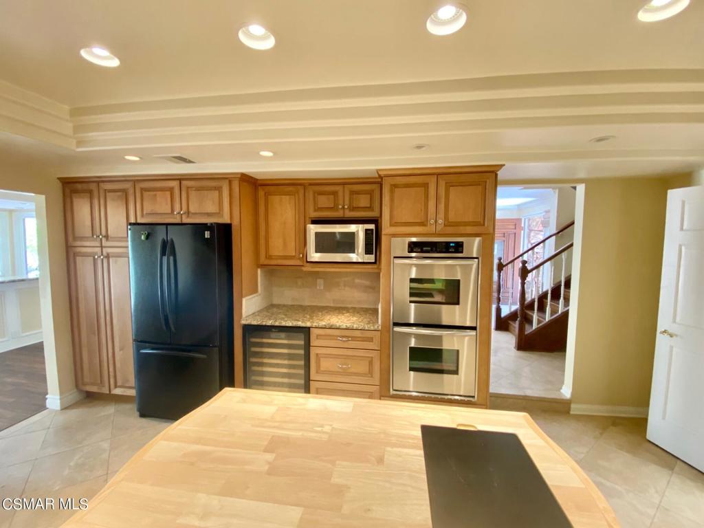 Ben Johnson Fairway NR-745 - 745 - Residential Lease