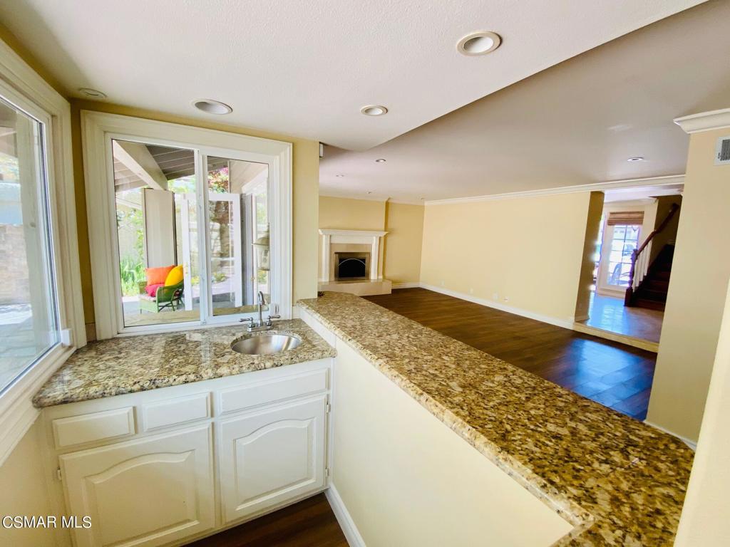 Ben Johnson Fairway NR-745 - 745 - Residential Lease