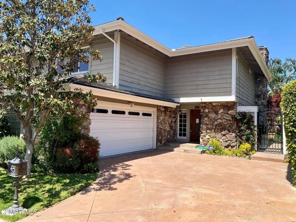 Photo of 4555 Tam Oshanter Drive, Westlake Village, CA 91362 (MLS # 225005308)