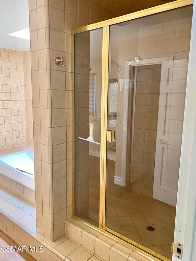 Ben Johnson Fairway NR-745 - 745 - Residential Lease