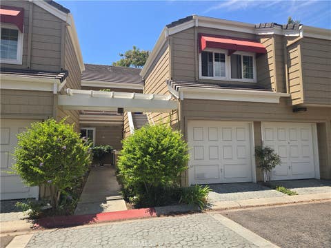 Photo of 7321 Coho DR #103, Huntington Beach, CA 92648 (MLS # OC26176252)