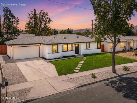 Photo of 2260 Dogwood Street, Simi Valley, CA 93065 (MLS # 226003186)