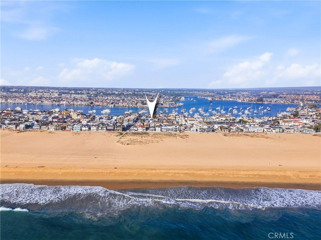Photo of 820 W Balboa Boulevard, Newport Beach, CA 92661 (MLS # NP26025014)