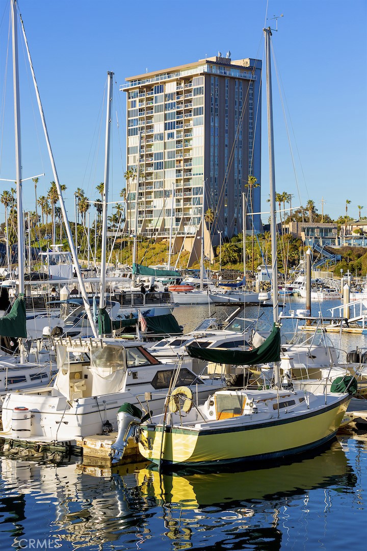 1200 N Harbor Drive N 7-C