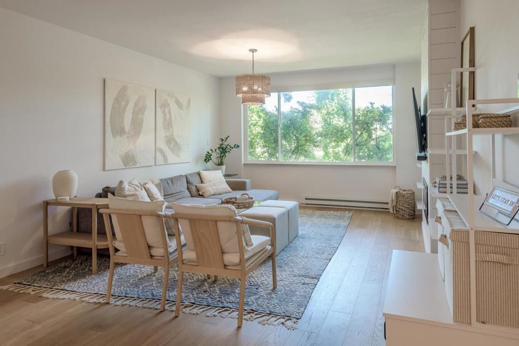 Photo of 1515 Arc Way #105, Burlingame, CA 94010 (MLS # ML82040691)