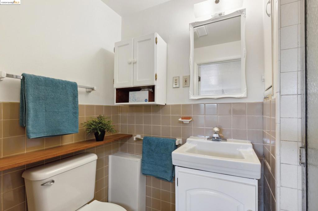 OAKMORE - Residential