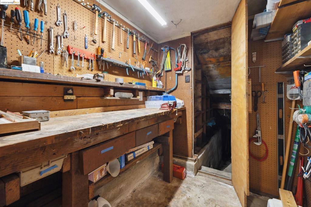 OAKMORE - Residential