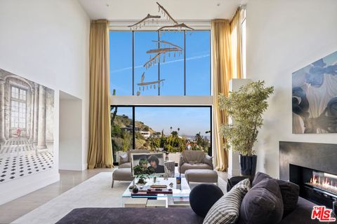 Photo of 8080 Laurel View Drive, Los Angeles, CA 90069 (MLS # 26647527)