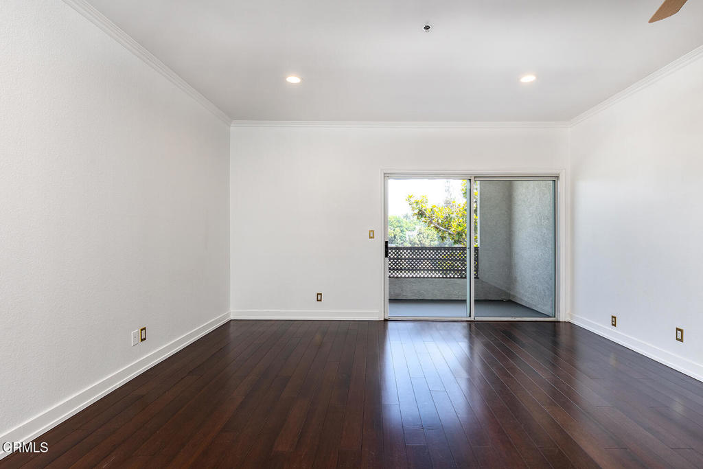 300 N El Molino Avenue 309