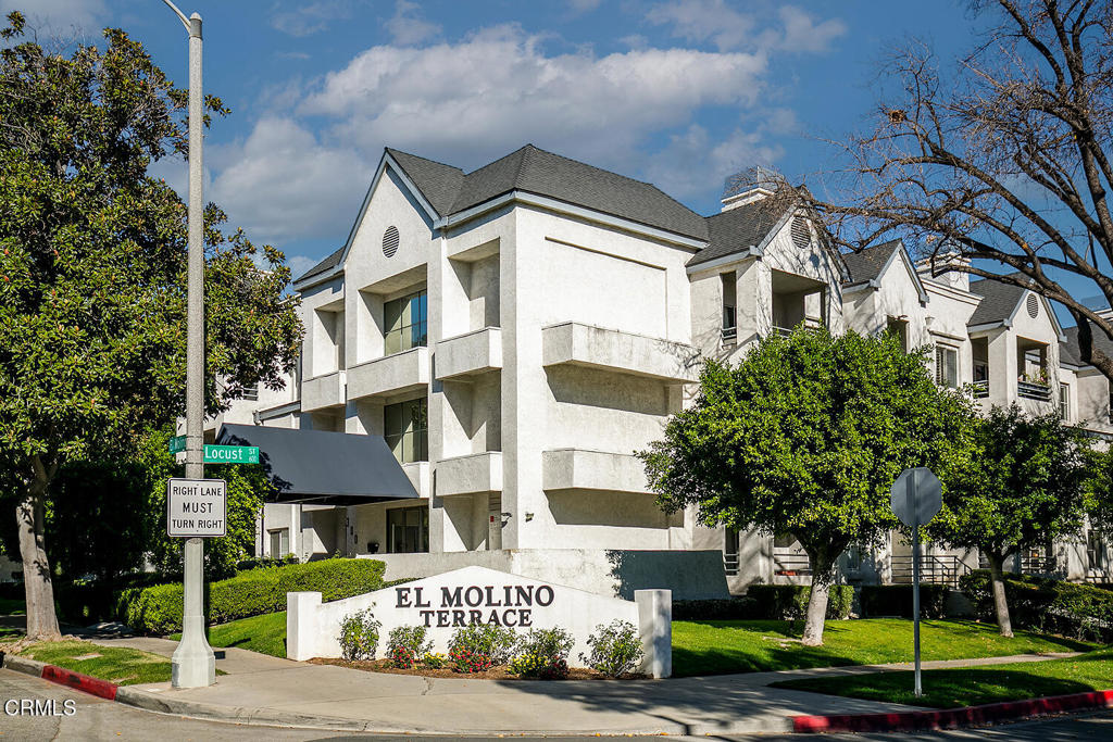 Sleek studio with mountain views in a prime Pasadena location. This stylish studio offers the perfect blend of modern comfort and unbeatable convenience. Located in a complex with resort-like amenities, residents enjoy access to a pool, spa, sauna, gym, recreation room with kitchenette and a mail room. the unit faces the majestic San Gabriel Mountains with a newer sound wall right across the street from the unit. Inside, enjoy a well-appointed space designed for efficiency and effortless living. This unit is ideal for a first time buyer or anyone seeking a smart city retreat. Just minutes from Pasadena City Hall, Vroman's, Urth Cafe, the Playhouse District, PCC, with easy freeway access for seamless commuting. Lifestyle, location and low-maintenance- this studio has it all.