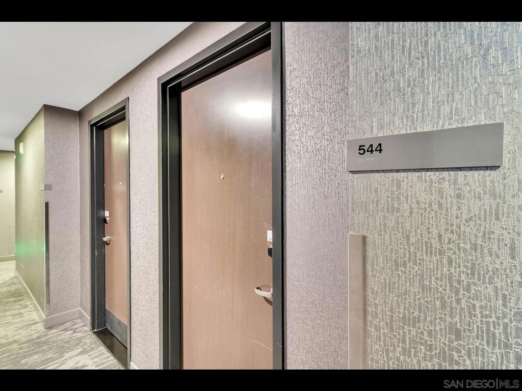 207 5th Ave 544