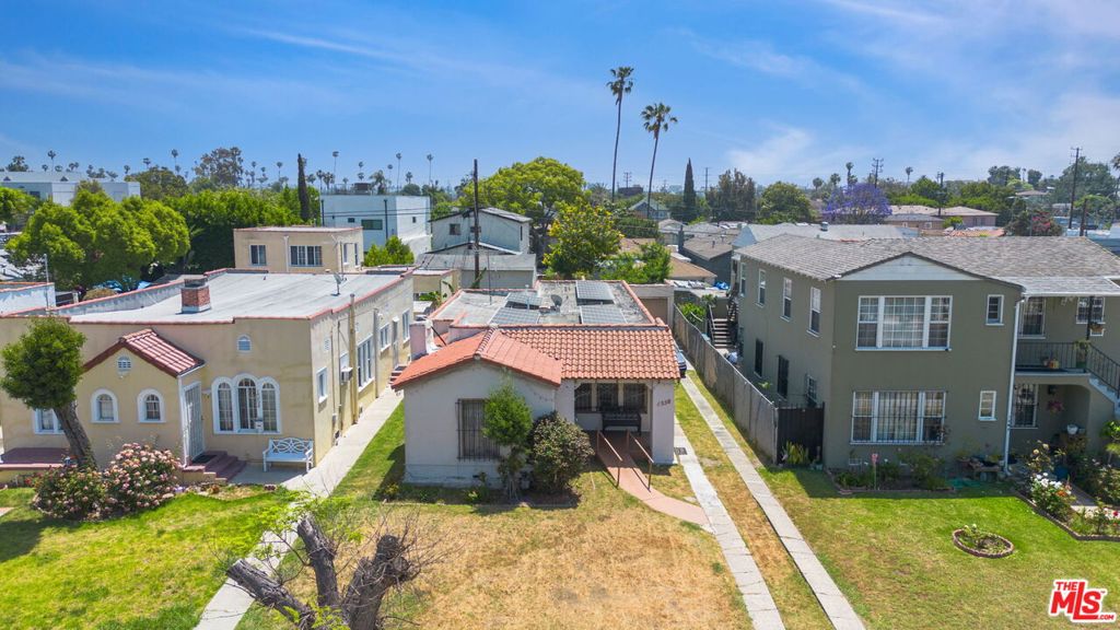 Properties 4 1558 Hauser Boulevard