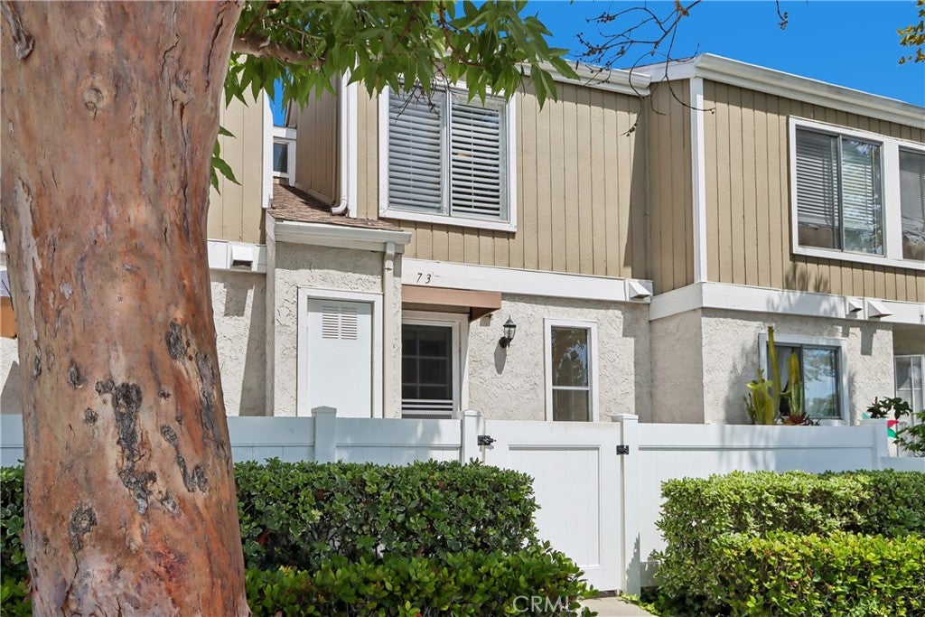 73 Bentwood Lane