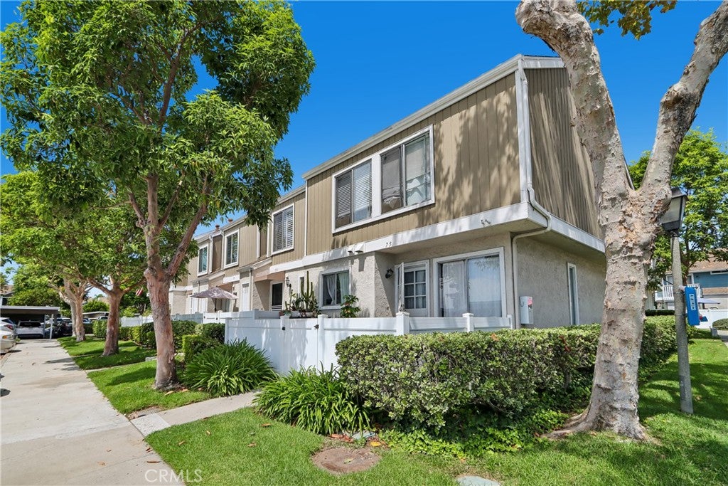 73 Bentwood Lane