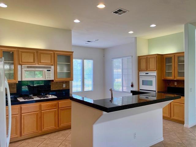 La Terraza Vintage Estates - Residential