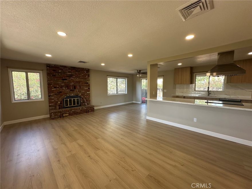 Beautifully renovated single-story home in a serene, upscale area near the hills. Features an open floor plan with spacious living & dining areas, and a modern kitchen with European-style cabinets, quartz countertops, induction cooktop, stainless steel hood, new dishwasher, and oversized island perfect for entertaining.



Includes two large bedroom suites, one with a walk-in closet. Renovated bathroom with a walk-in shower. Expansive private yards offer a large patio with enclosed space for outdoor living and relaxation.



Beautifully renovated single-story home in a serene, upscale area near the hills. Features an open floor plan with spacious living & dining areas, and a modern kitchen with European-style cabinets, quartz countertops, induction cooktop, stainless steel hood, new dishwasher, and oversized island perfect for entertaining.



Includes two large bedroom suites, one with a walk-in closet. new bathroom with a walk-in shower. Expansive private yards offer a large patio with enclosed space for outdoor living and relaxation.



Requirements:



Min. Monthly Income: $6300



Credit Score: 650+ (No late payments, delinquencies, repos, or bankruptcies)



Renter's Insurance Required



All adults (18+) must email their driver's licenses before scheduling a viewing



Do Not Walk on Property or Disturb Occupants Without an Appointment