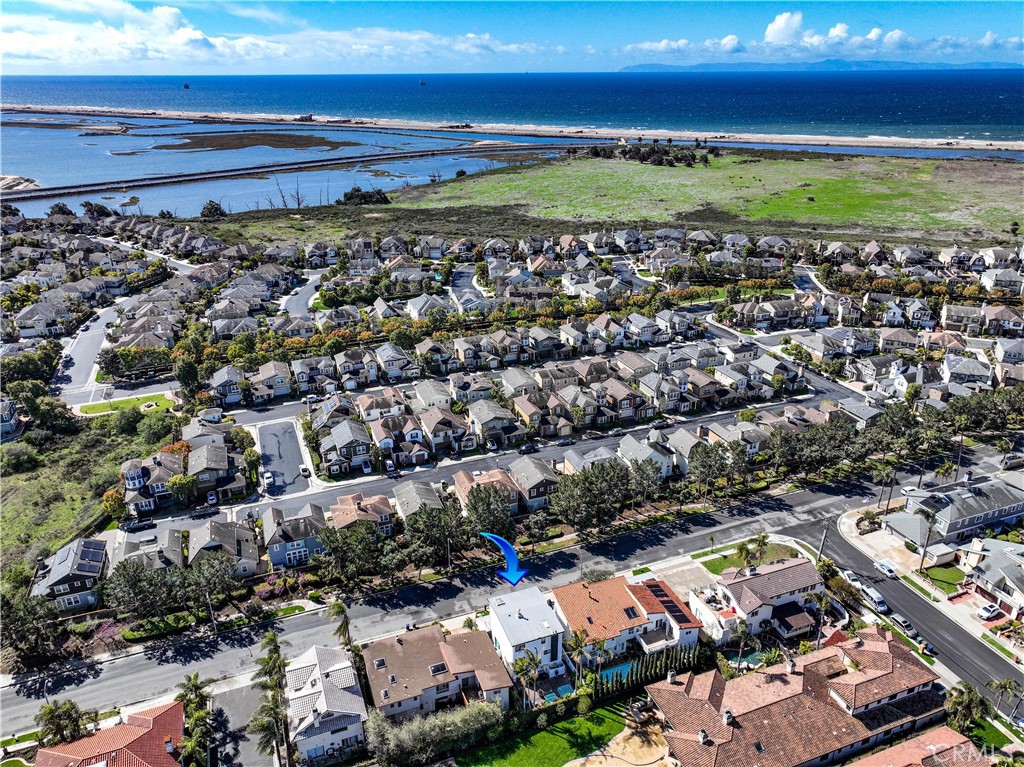 4651 Los Patos Avenue