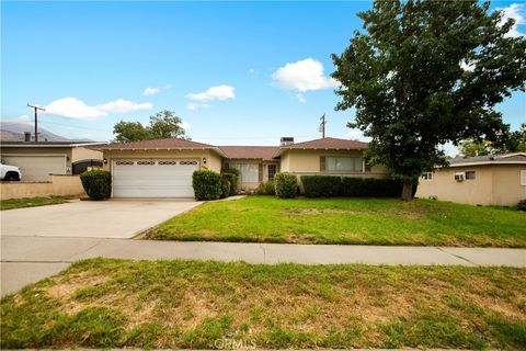 Photo of 5095 N G Street, San Bernardino, CA 92407 (MLS # PW25228777)