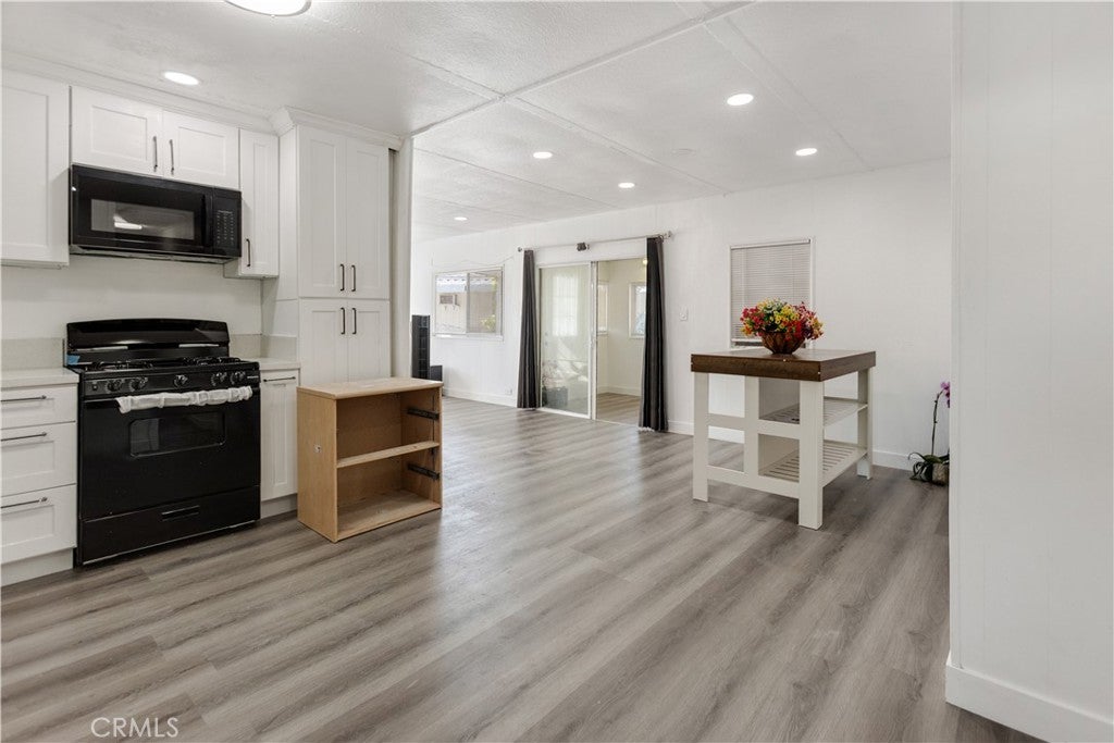 14081 Magnolia street SP7