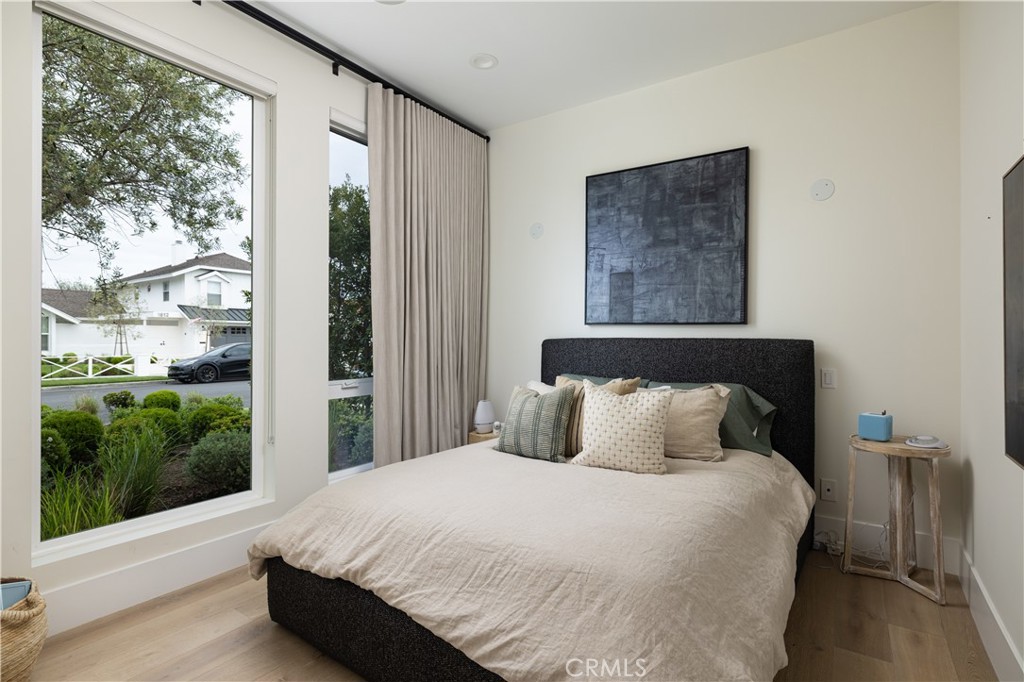 Harbor Highlands II (HH02) - Residential Lease