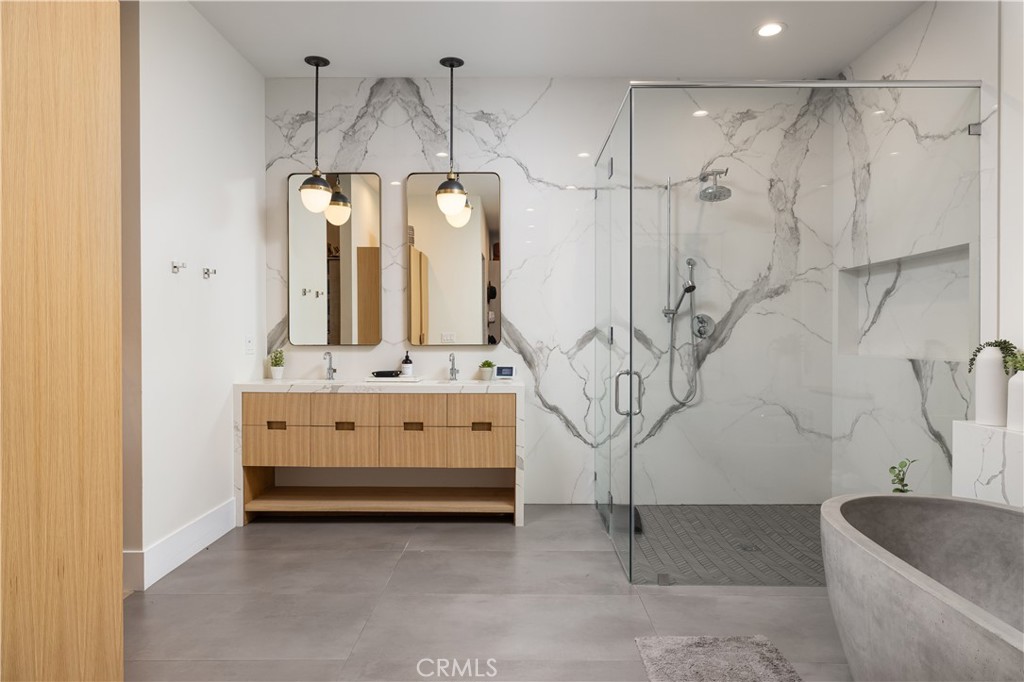 Harbor Highlands II (HH02) - Residential Lease