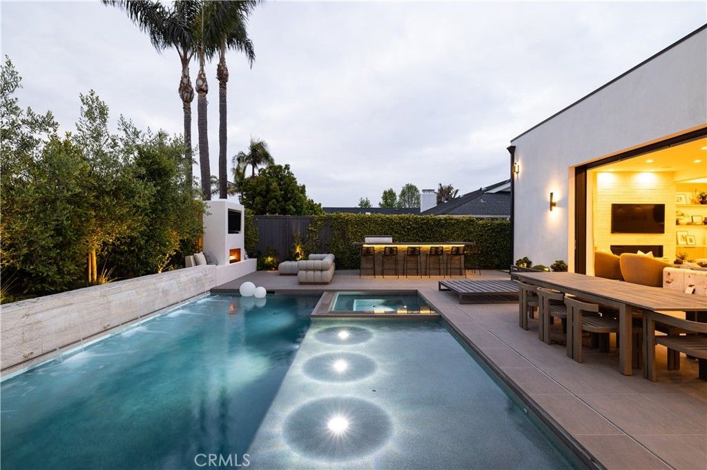 Photo of 1615 Anita Lane, Newport Beach, CA 92660 (MLS # NP25273514)