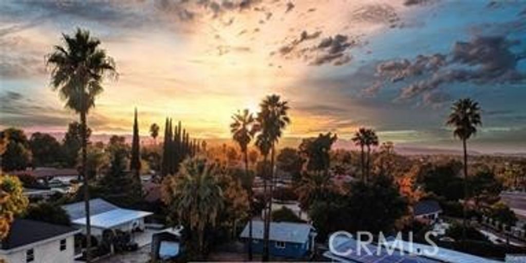 Photo of 13288 Bryant St, Yucaipa, CA 92399 (MLS # OC26039021)