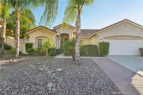 Photo of 31668 Rockridge Circle, Lake Elsinore, CA 92532 (MLS # SW25246040) Photo of 31668 Rockridge Circle, Lake Elsinore, CA 92532 (MLS # SW25246040)