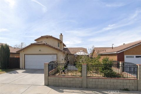 Photo of 37711 San Ysidro Way, Palmdale, CA 93550 (MLS # SR26040681)