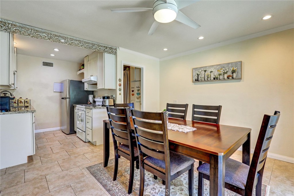 Aliso Villas (AV) - Residential