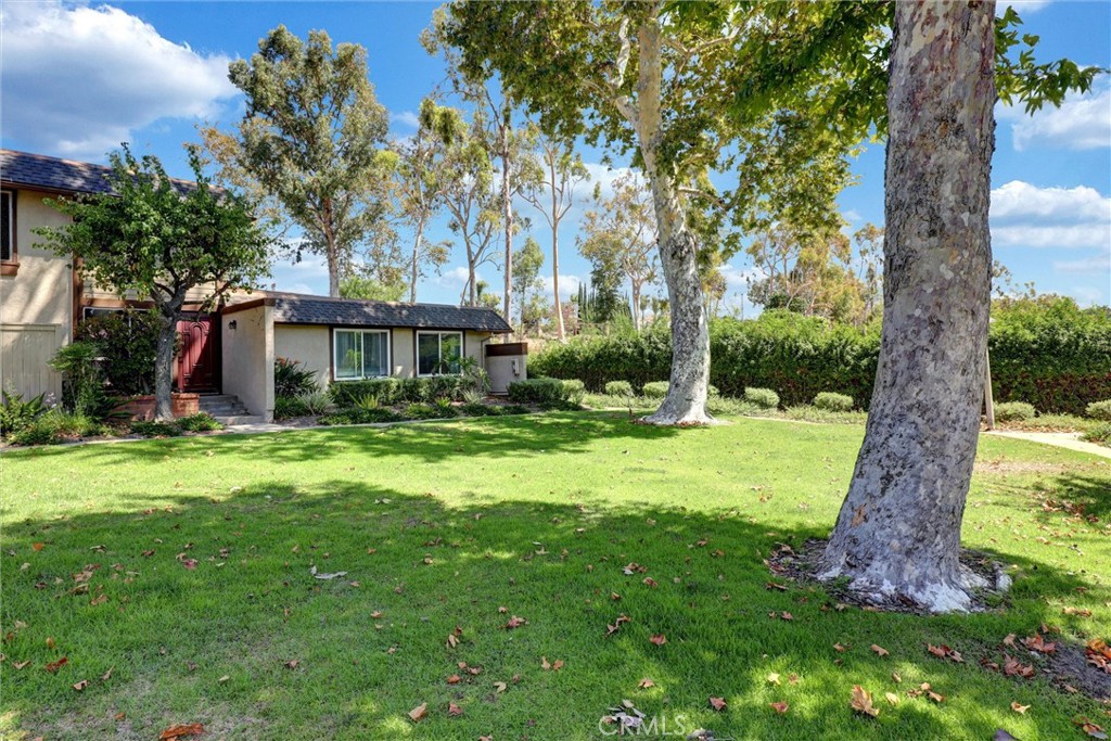 Aliso Villas (AV) - Residential