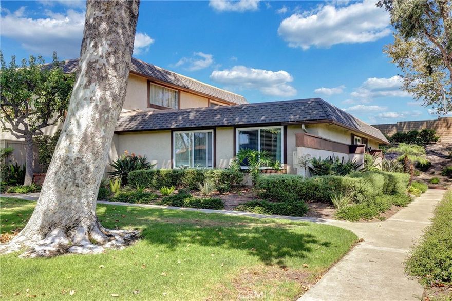 Single story living with no neighbors above or below, situated in the idyllic Aliso Villas II community of Mission Viejo. This comfortable, 1120 square foot condo boasts 3 bedrooms and 2 bathrooms on one floor. The light and bright living area opens up to a private patio. Behind the kitchen you will find a laundry room for maximum convenience. Steps from the unit you will find the detached one car garage with side entry door. The unit also includes an assigned parking spot. The beautiful Aliso Villas II community includes access to a community pool and playground for residents. Owners have the option to enroll in the coveted Lake Mission Viejo Membership for $179/bi-annually, gaining access to the Mission Viejo Lake and all activities such as summer concerts, movie showings and more!