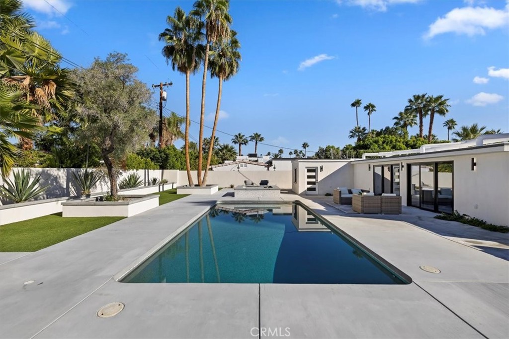 Tahquitz River Estates (33510) - Residential