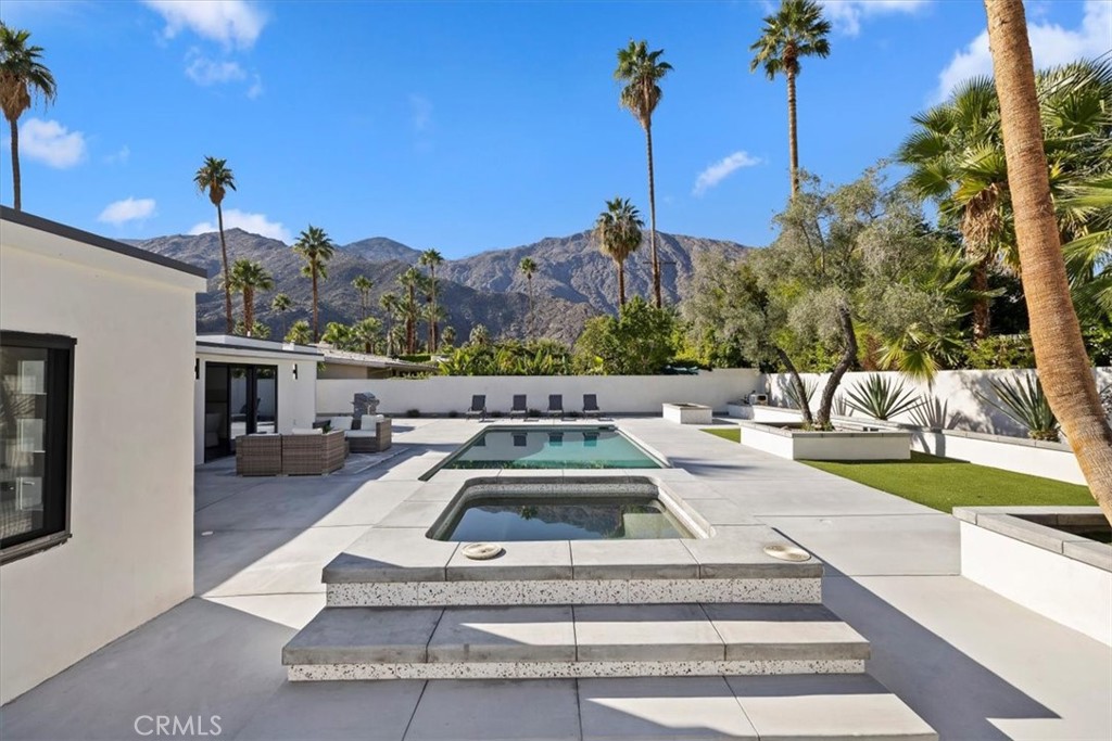 Tahquitz River Estates (33510) - Residential