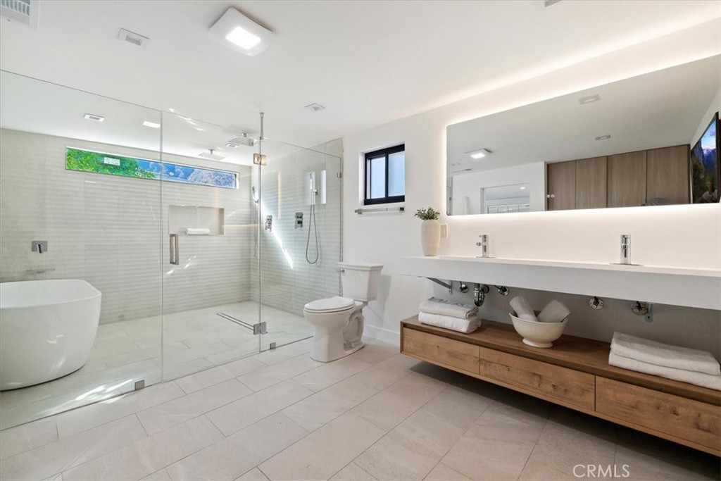 Tahquitz River Estates (33510) - Residential