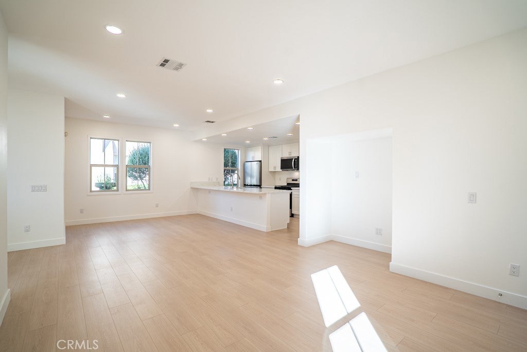 1609 Huntington Dr