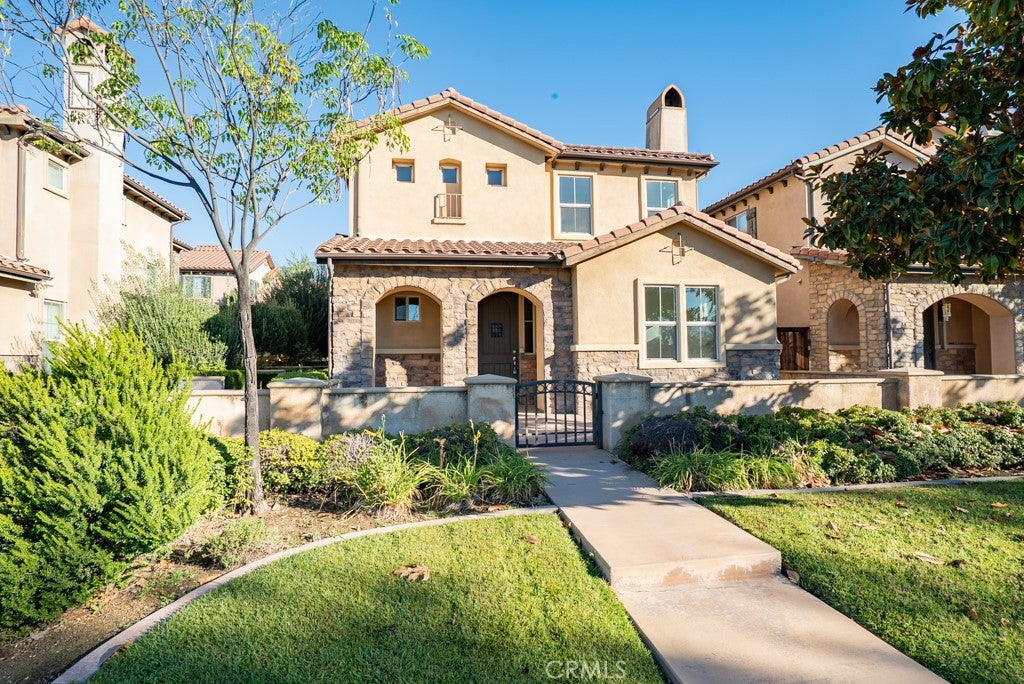 1609 Huntington Dr DR