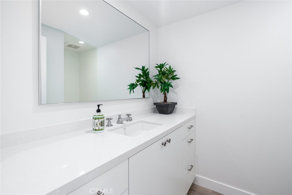 Corona Highlands (CORH) - Residential Lease