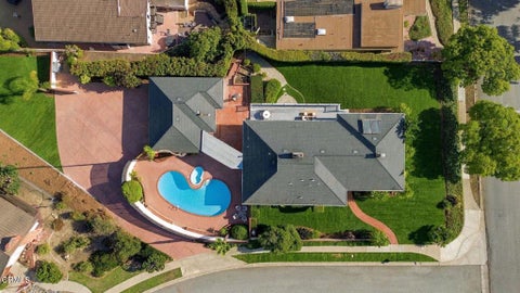 Tiny photo for 3410 Fairmont Drive, Ventura, CA 93003 (MLS # V1-38885)
