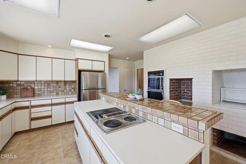 Tiny photo for 3410 Fairmont Drive, Ventura, CA 93003 (MLS # V1-38885)