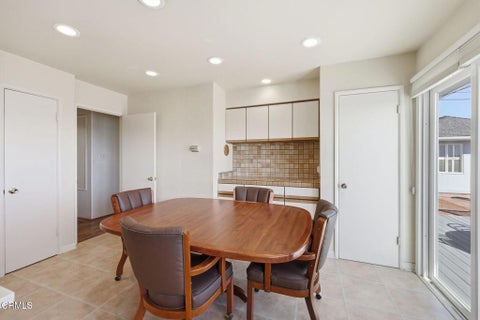 Tiny photo for 3410 Fairmont Drive, Ventura, CA 93003 (MLS # V1-38885)