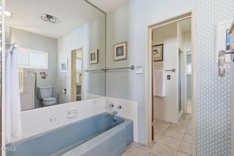 Tiny photo for 3410 Fairmont Drive, Ventura, CA 93003 (MLS # V1-38885)