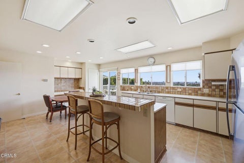 Tiny photo for 3410 Fairmont Drive, Ventura, CA 93003 (MLS # V1-38885)