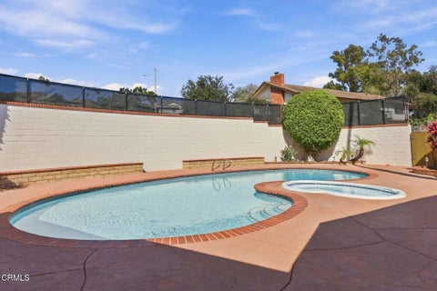 Tiny photo for 3410 Fairmont Drive, Ventura, CA 93003 (MLS # V1-38885)