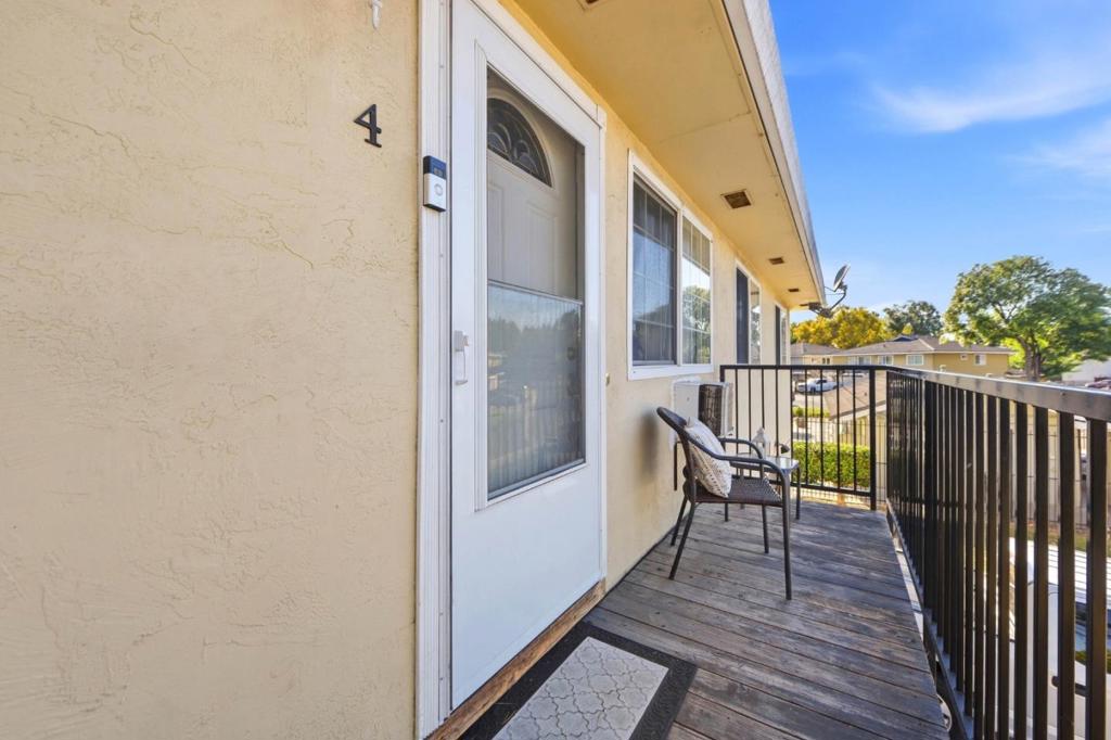 757 Warring Drive 4